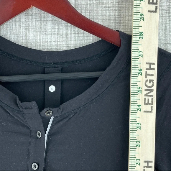 Lululemon Womens Size 6 thin athletic running top 1604 - Picture 6 of 8